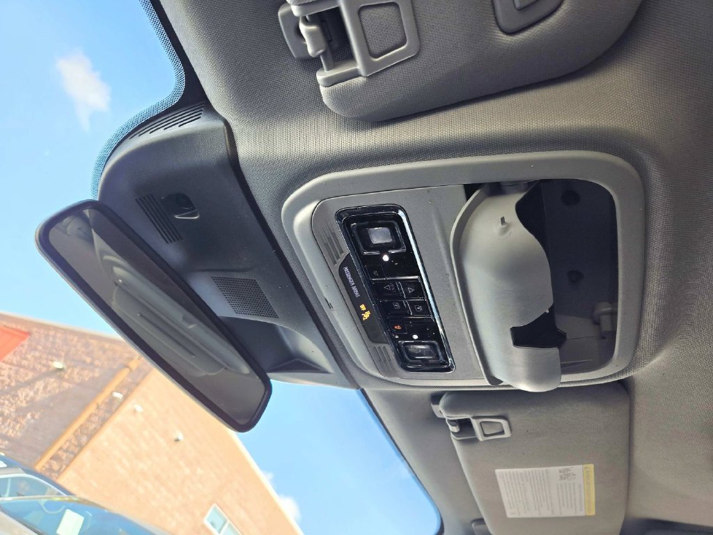 Used 2020 Lincoln Corsair AWD w/ Premium Package image 30