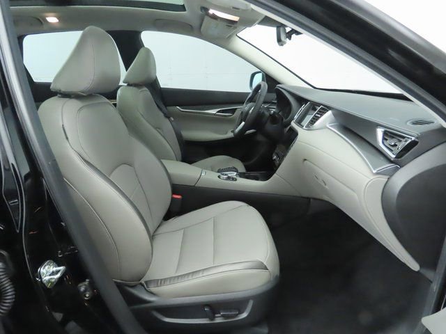 Used 2025 INFINITI QX50 Luxe image 20