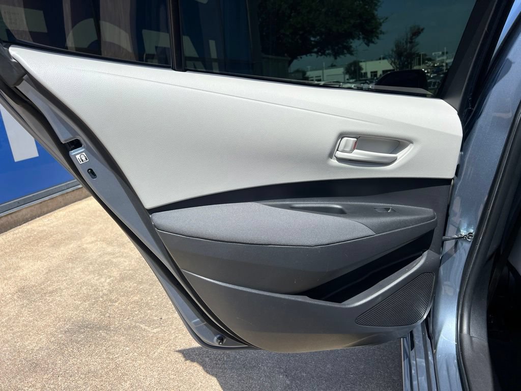 Used 2024 Toyota Corolla LE FWD image 16