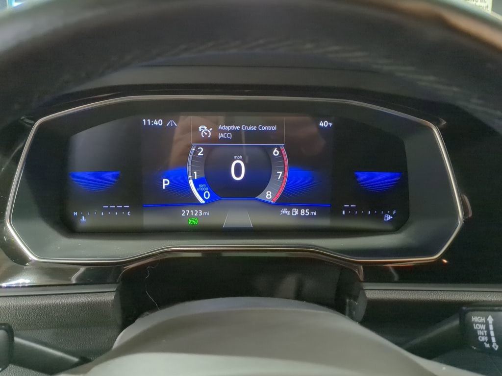 Used 2024 Volkswagen Jetta Sport image 12