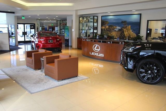 Used 2026 BMW X5 M60i image 37