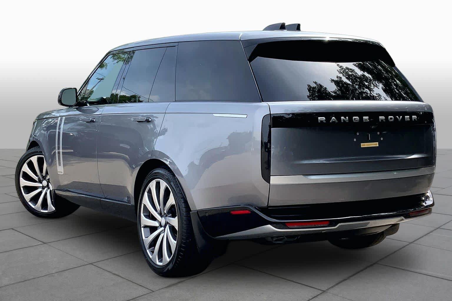 Used 2024 Land Rover Range Rover Autobiography AWD/4WD image 12