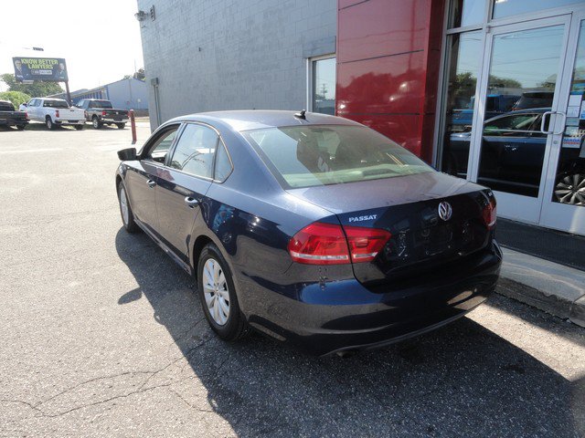 Used 2014 Volkswagen Passat 1.8T FWD image 3