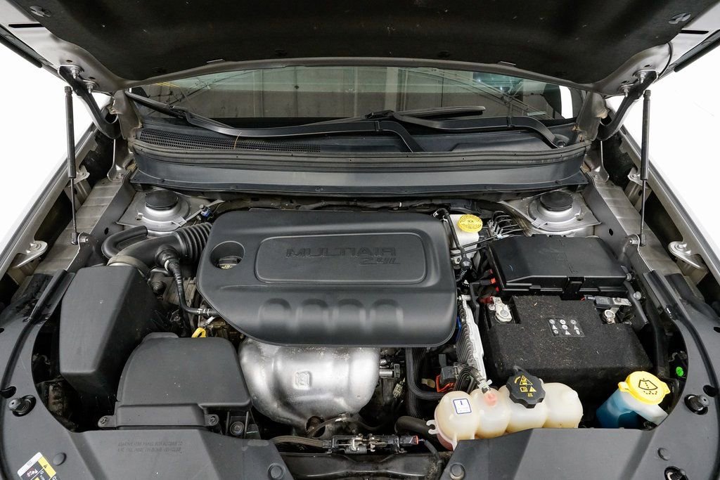 Used 2019 Jeep Cherokee Limited image 3