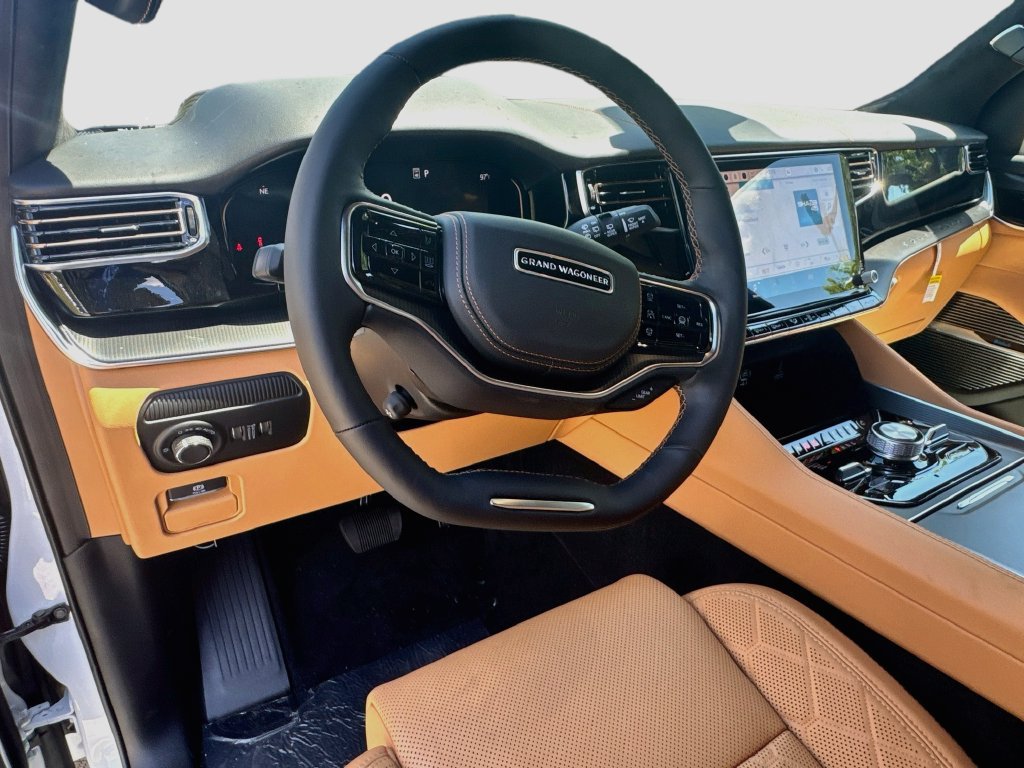 New 2026 Jeep Grand Wagoneer Summit AWD/4WD image 9