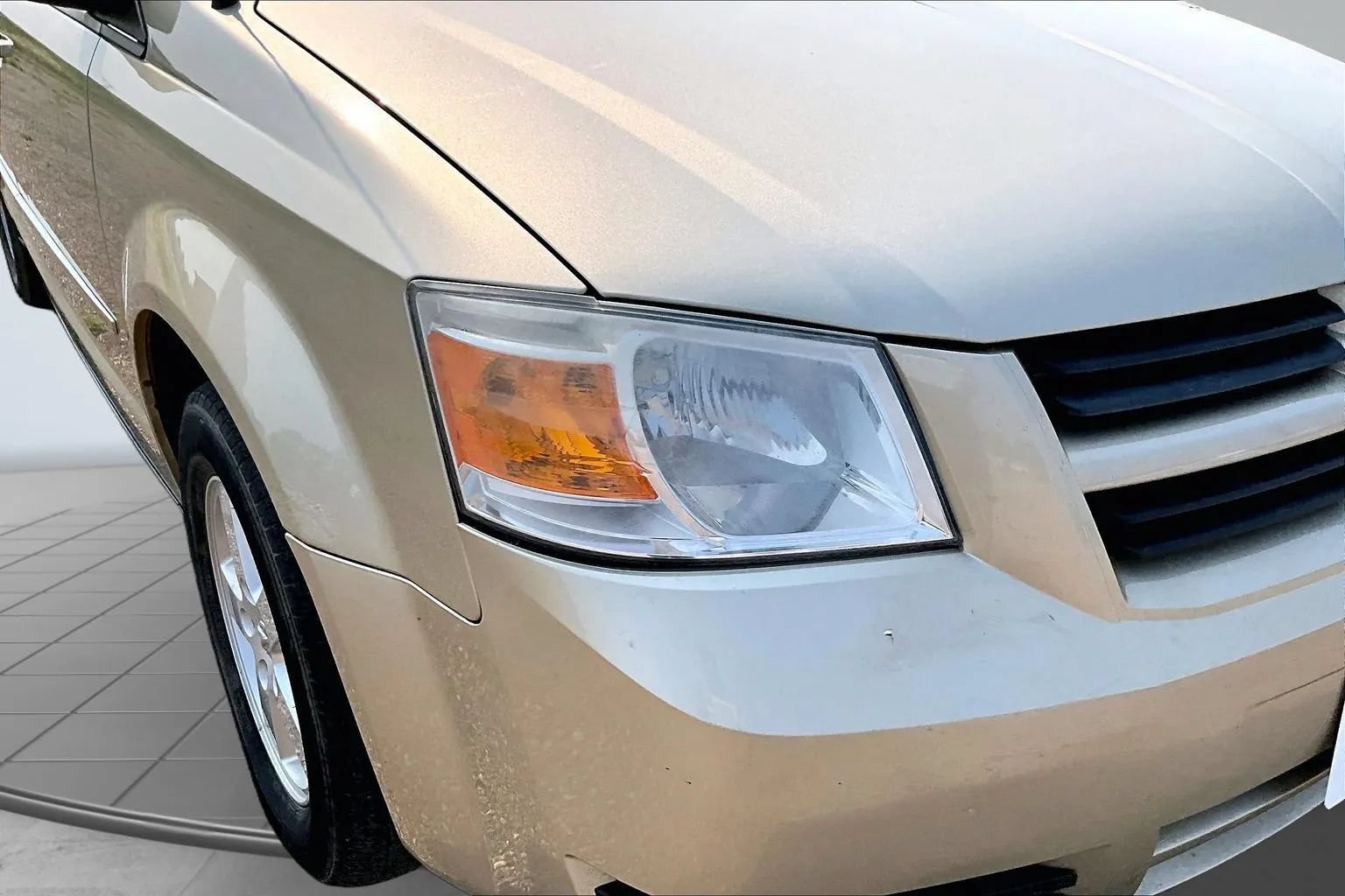 Used 2010 Dodge Grand Caravan Hero w/ Popular Equipment Group FWD image 25