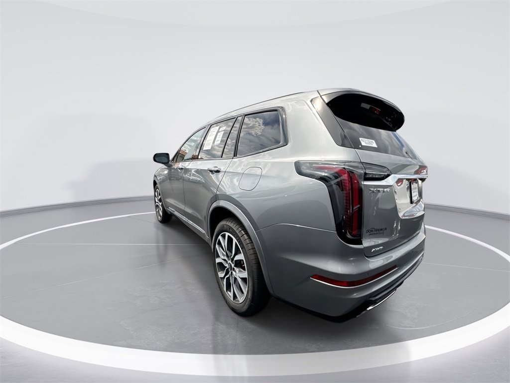 Used 2024 Cadillac XT6 Sport image 6