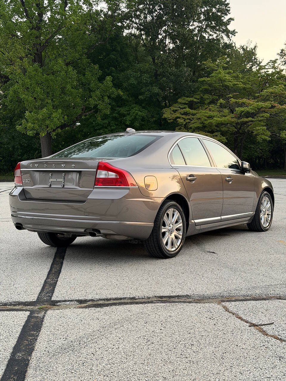 Used 2011 Volvo S80 3.2 w/ Climate Pkg FWD image 10