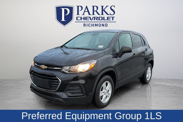 Used 2020 Chevrolet Trax LS w/ Tint and Cruise Package AWD/4WD image 3