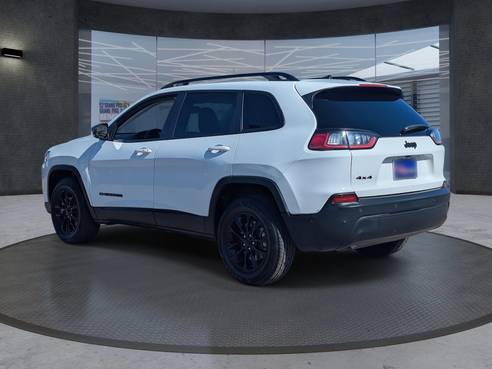 Used 2023 Jeep Cherokee Altitude Lux image 4