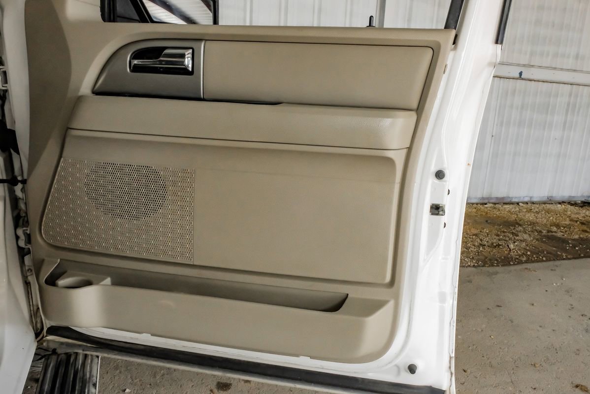 Used 2014 Ford Expedition EL Limited w/ Equipment Group 301A AWD/4WD image 46