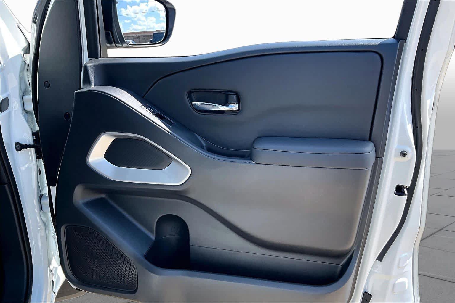 Certified 2024 Nissan Frontier SV w/ Technology Package RWD image 21