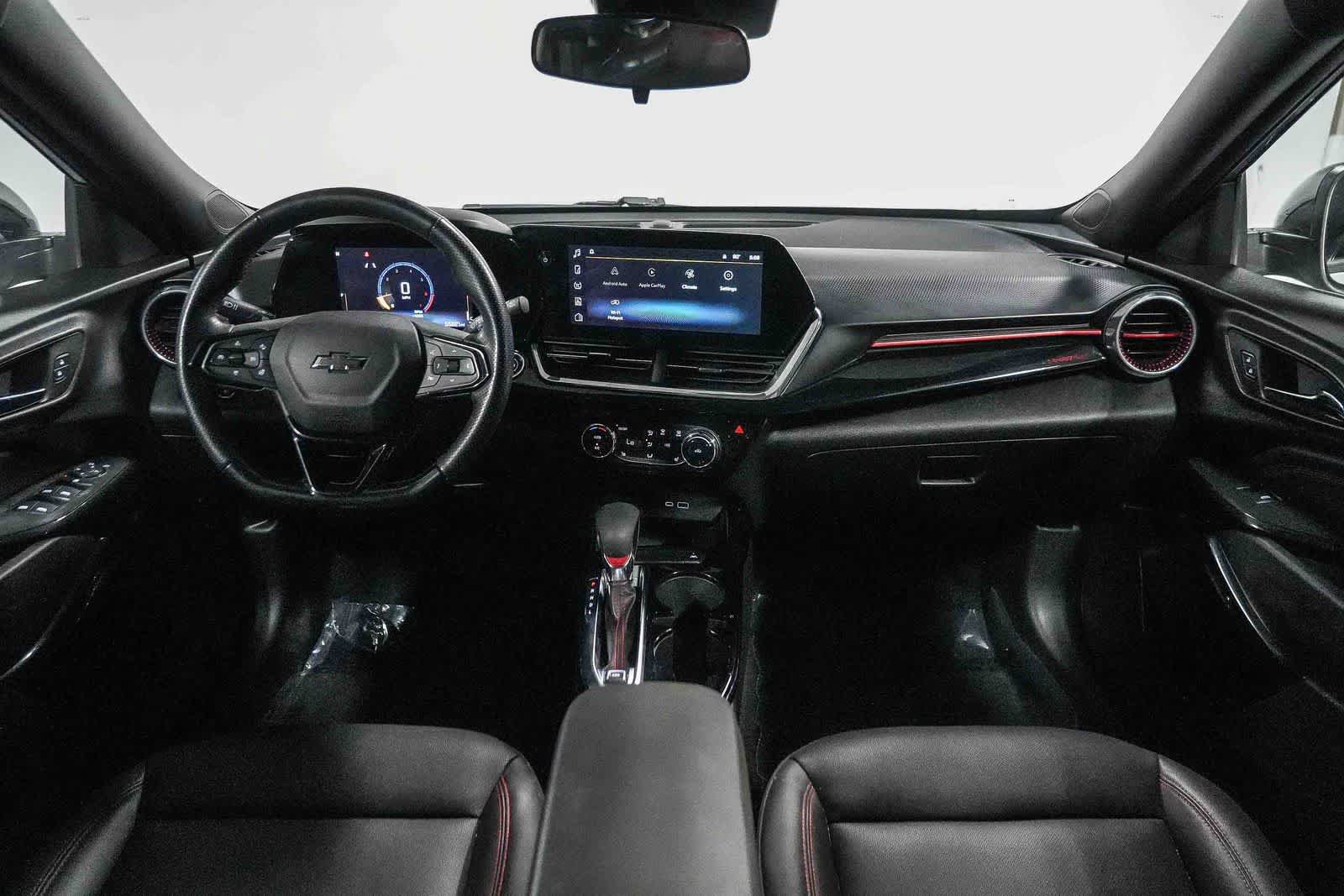 Used 2024 Chevrolet Trax RS w/ Driver Confidence Package FWD image 12