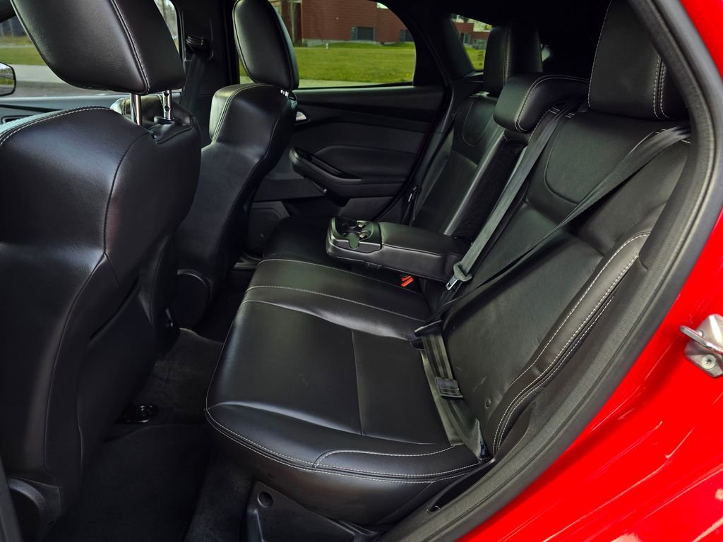 Used 2013 Ford Focus ST image 16