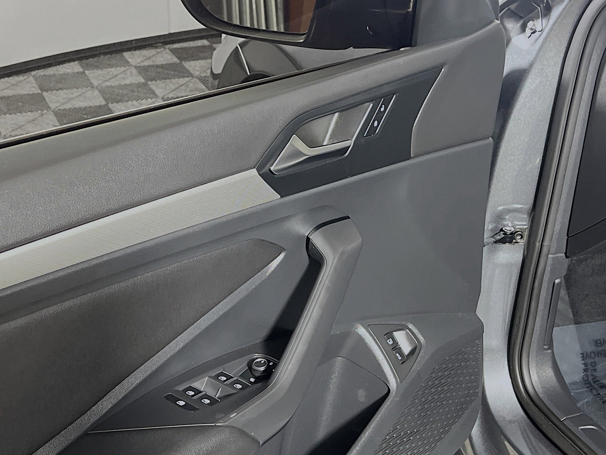 Used 2021 Volkswagen Jetta S image 17