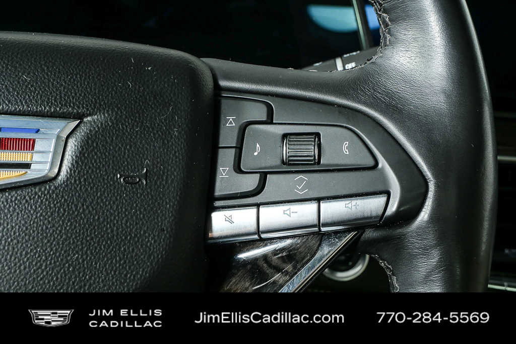 Used 2024 Cadillac Escalade Premium Luxury image 12