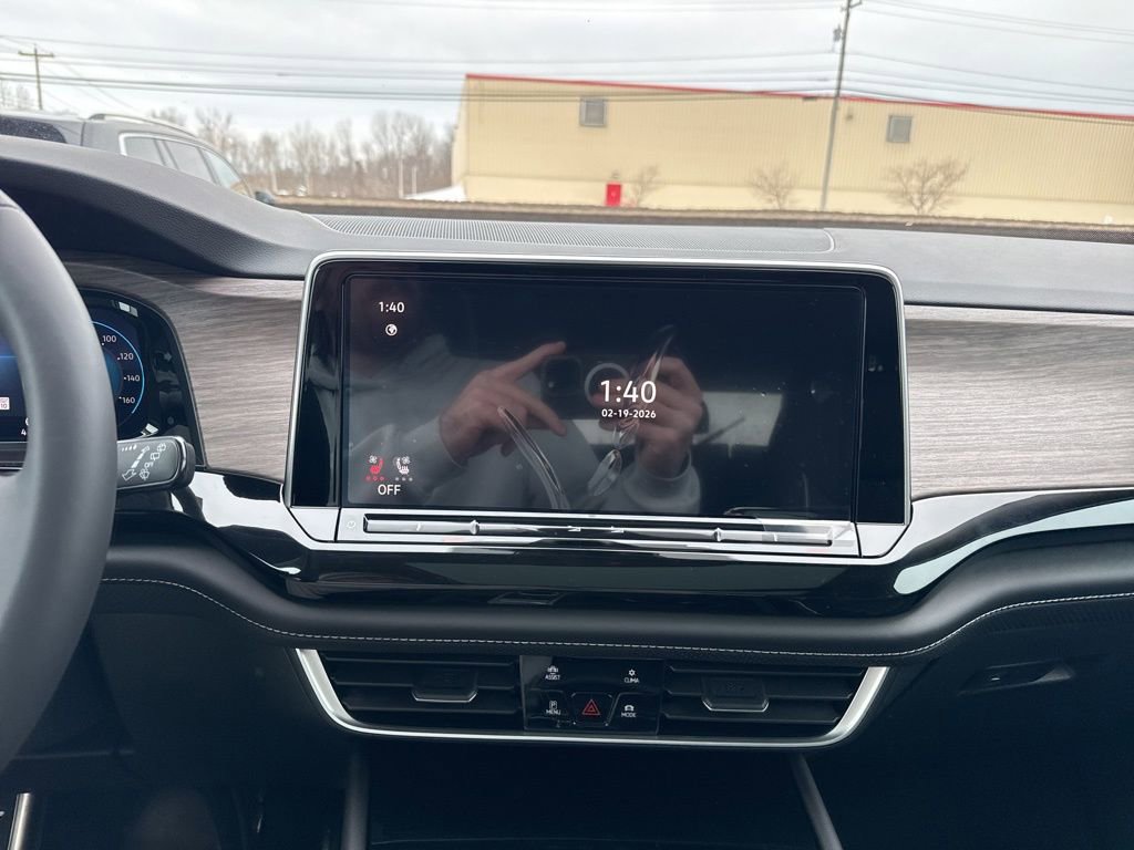 New 2026 Volkswagen Atlas SEL Premium R-Line image 21