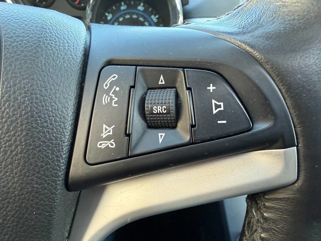 Used 2014 Chevrolet Cruze LTZ w/ Enhanced Safety Package FWD image 22