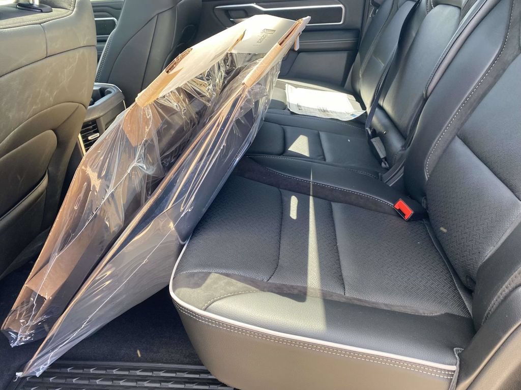 New 2026 RAM 1500 Laramie w/ Night Edition AWD/4WD image 40