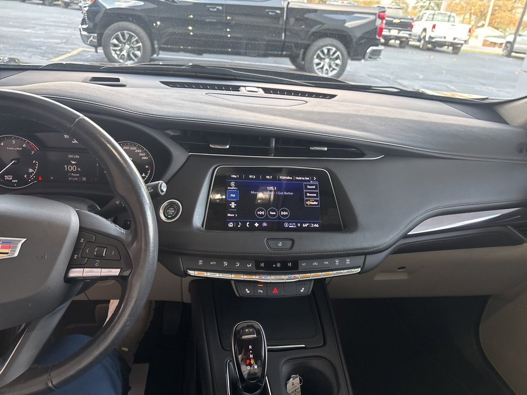 Used 2022 Cadillac XT4 Luxury image 11