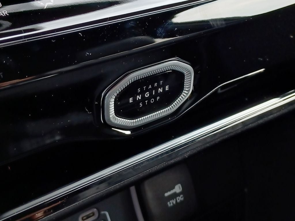 New 2026 Jeep Grand Cherokee Limited AWD/4WD image 16