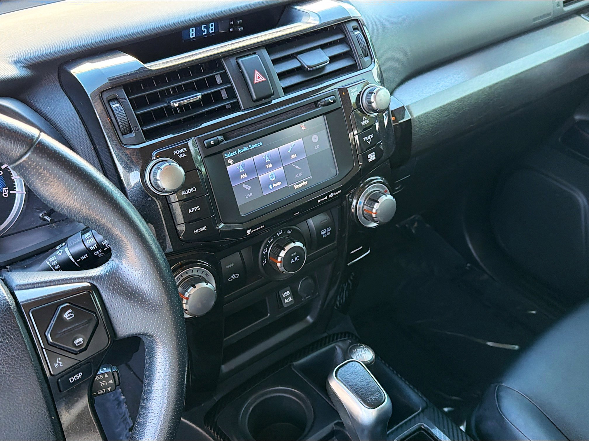 Used 2018 Toyota 4Runner TRD Off-Road Premium w/ Convenience Package AWD/4WD image 25