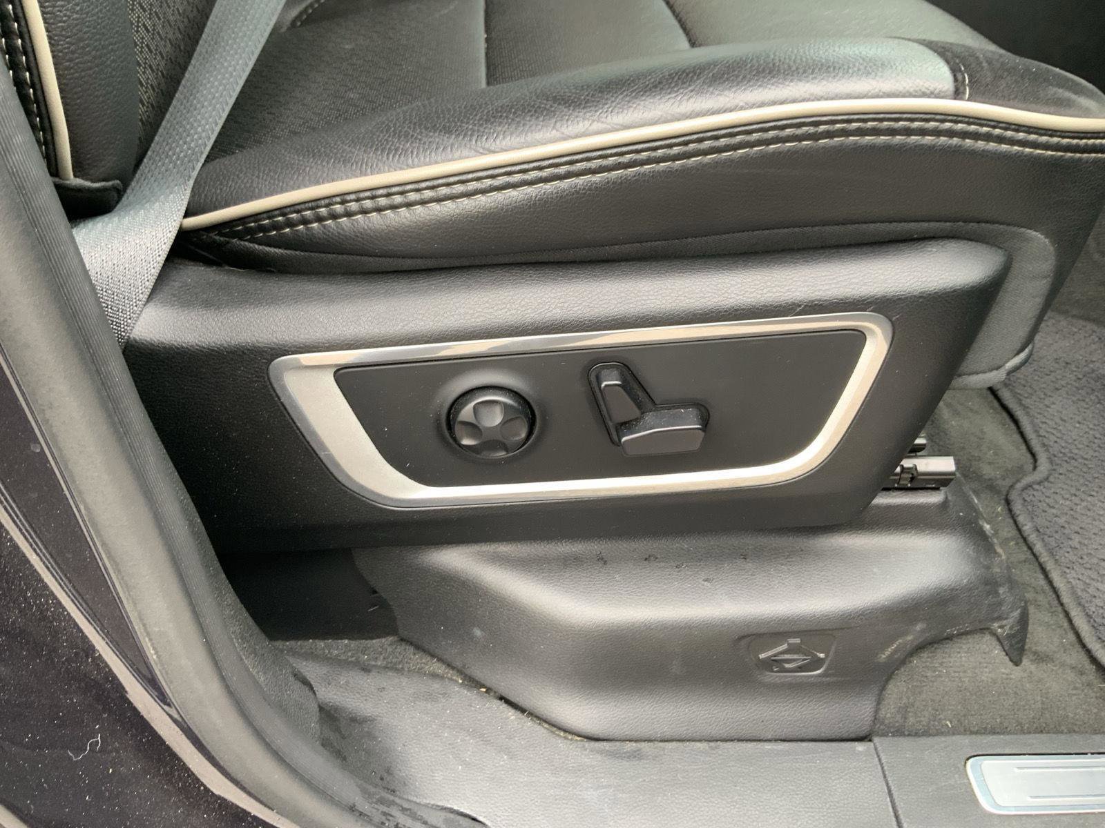 Used 2020 RAM 1500 Laramie image 71