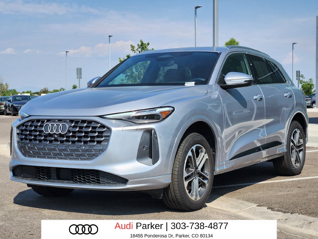 Used 2025 Audi Q5 Premium Plus w/ Premium Plus AWD/4WD image 5