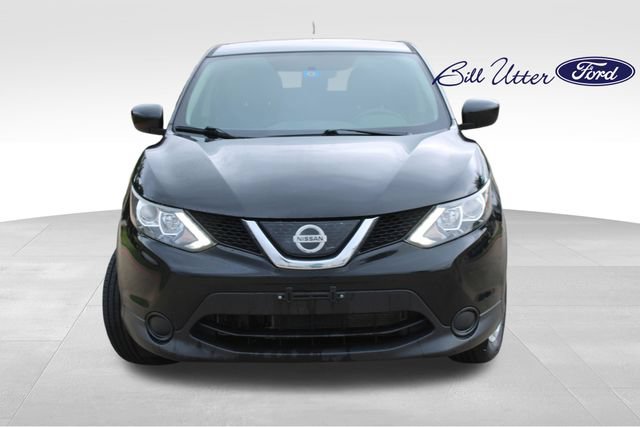 Used 2019 Nissan Rogue Sport S w/ Appearance Package FWD video 2