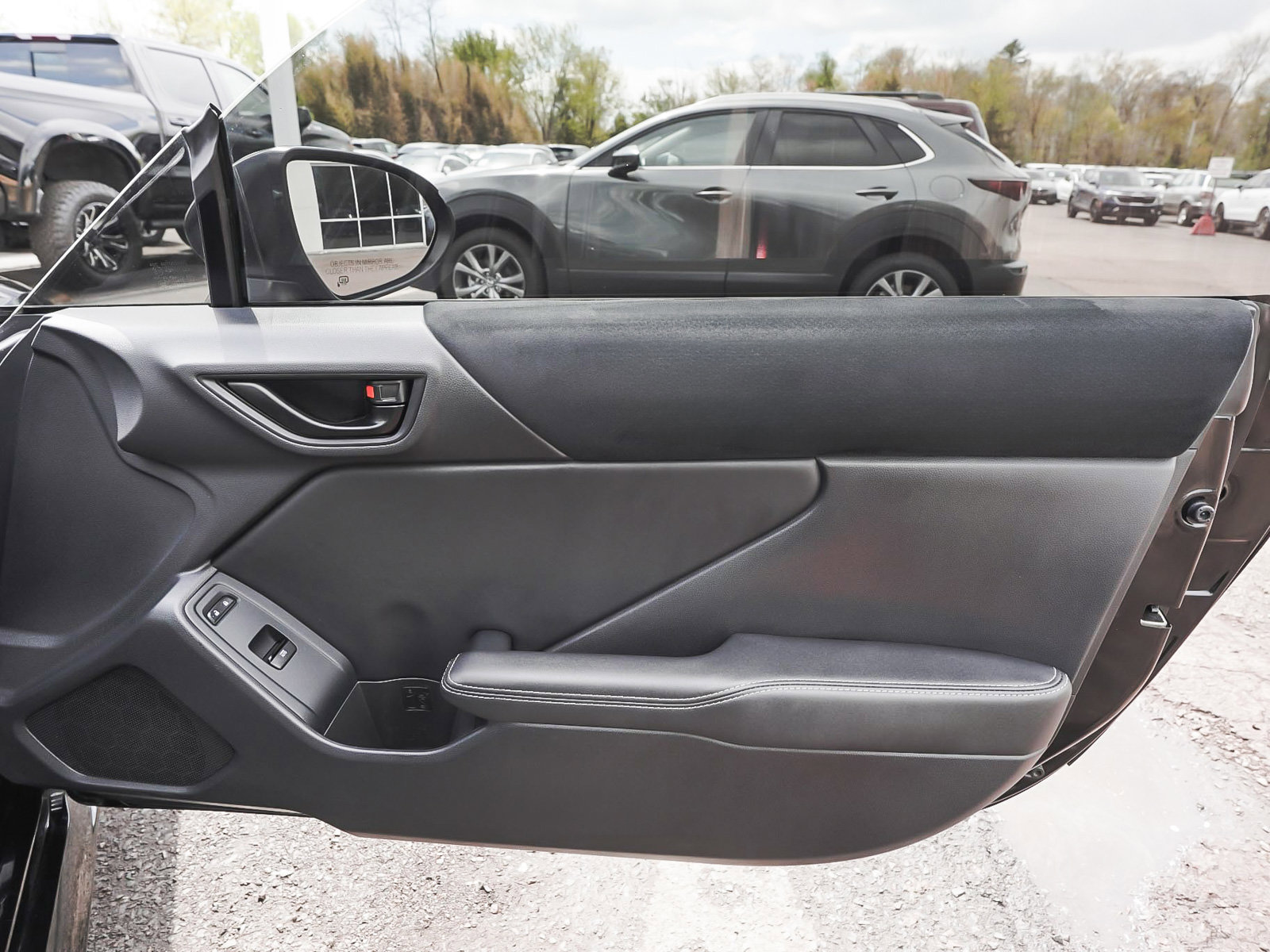Used 2023 Toyota GR86 Premium w/ ALL Weather Mat Package (TMS) RWD image 11