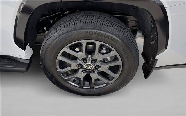 Certified 2026 Toyota Sequoia Platinum AWD/4WD image 9