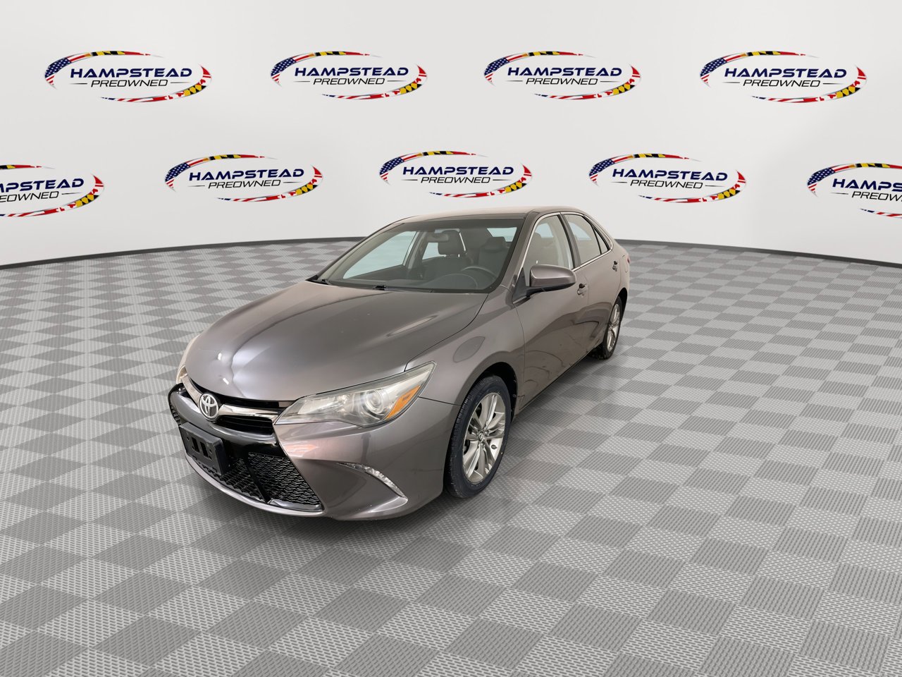 Used 2015 Toyota Camry SE image 4