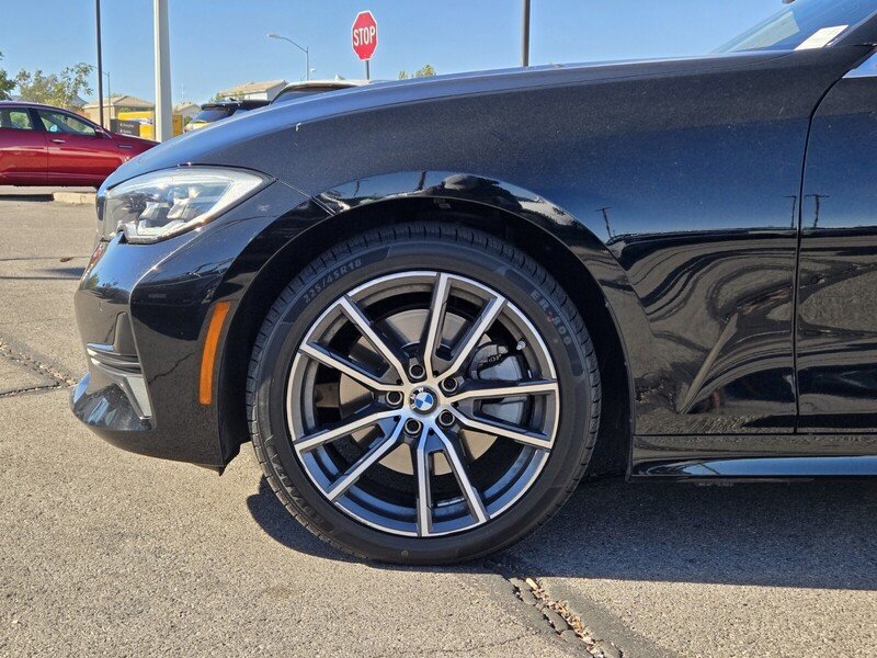 Used 2021 BMW 330i Sedan w/ Premium Package RWD image 10