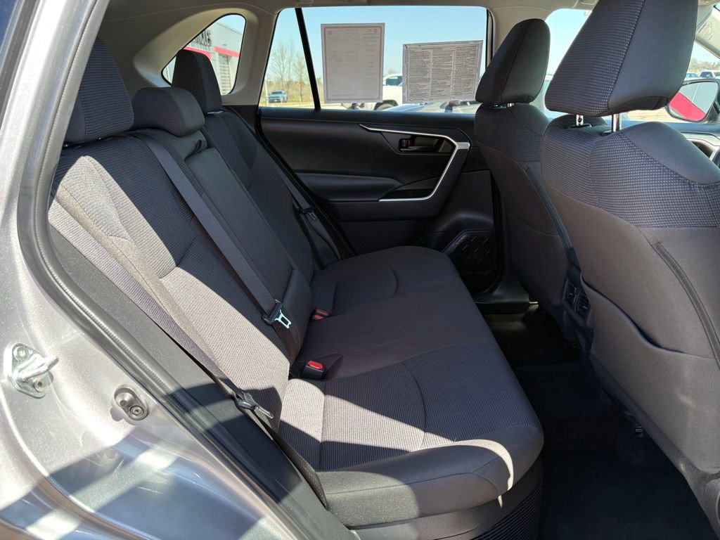 Certified 2025 Toyota RAV4 LE AWD/4WD image 15