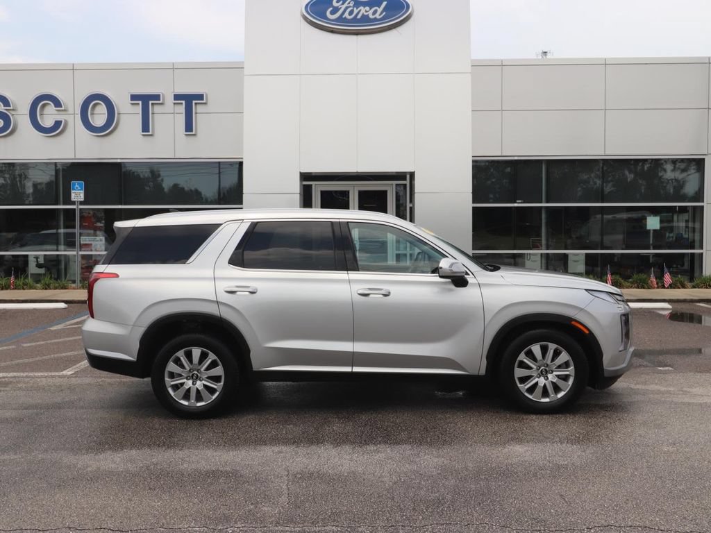 Used 2024 Hyundai Palisade SEL AWD/4WD image 16