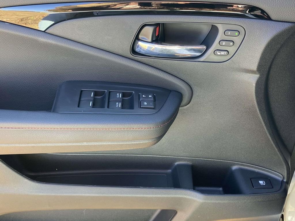 New 2026 Honda Ridgeline Black Edition image 14