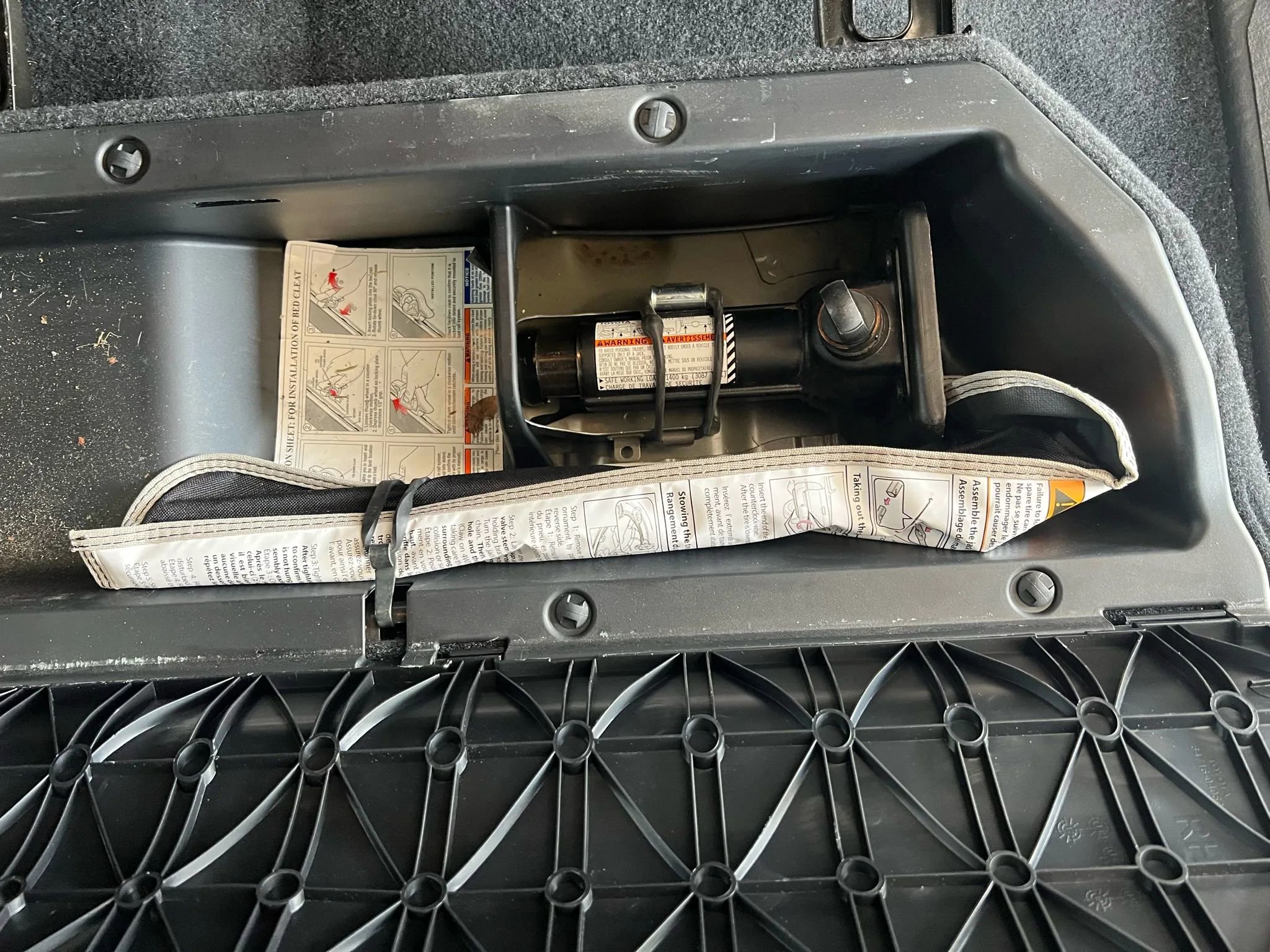 Used 2019 Toyota Tacoma TRD Off-Road image 28