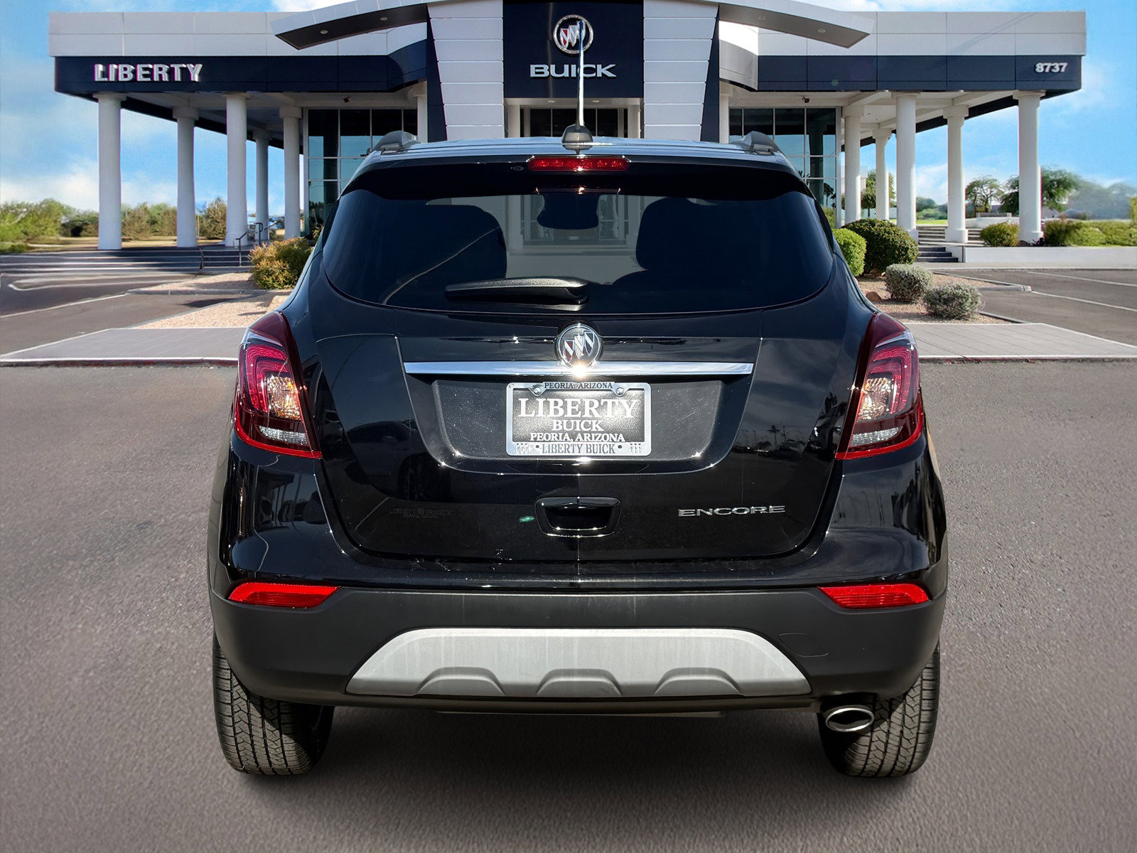 Used 2021 Buick Encore Preferred FWD image 5