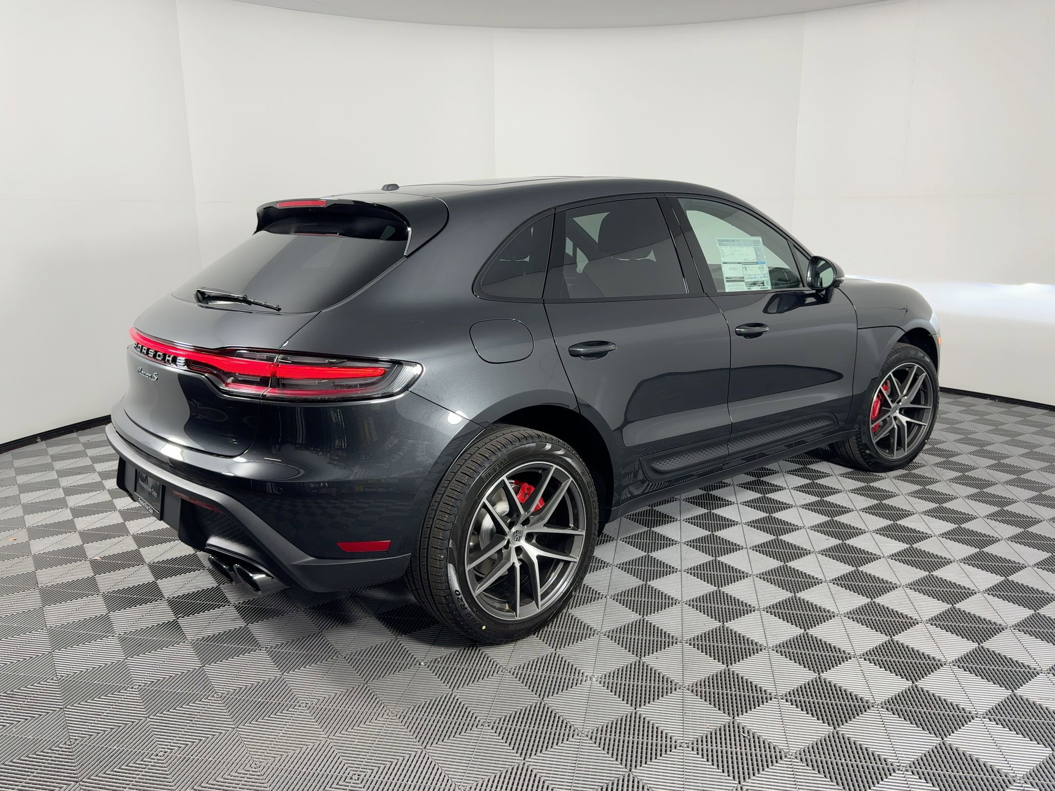 Used 2026 Porsche Macan S image 9