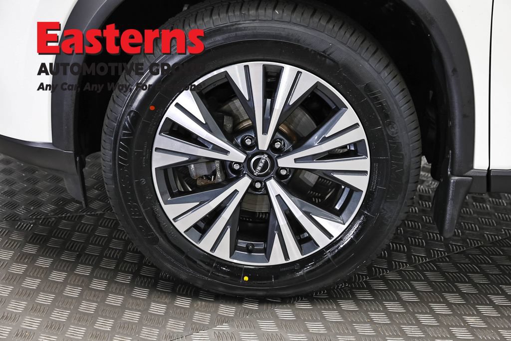 Used 2023 Nissan Rogue SV w/ SV Premium B Package AWD/4WD image 33