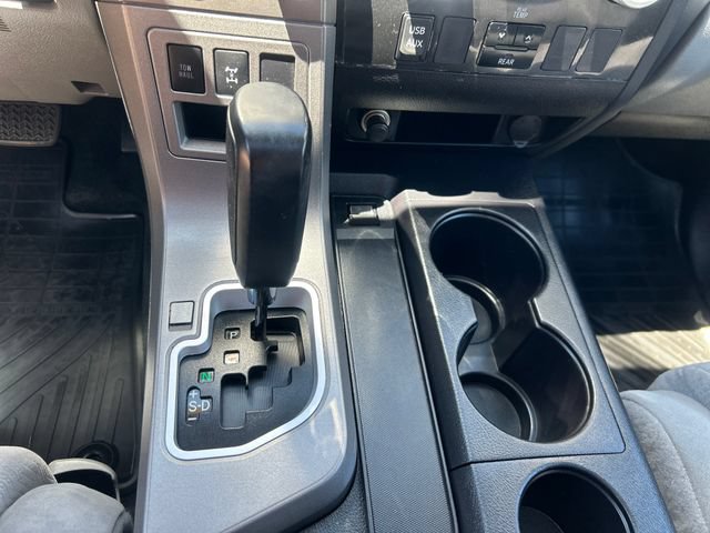 Used 2014 Toyota Sequoia SR5 AWD/4WD image 24