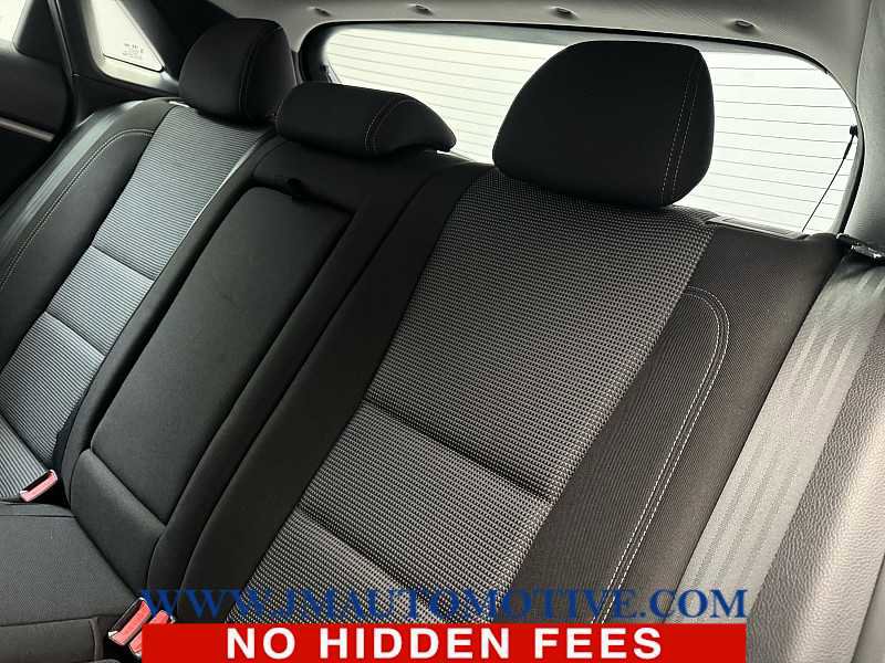 Used 2016 Hyundai Elantra GT image 15