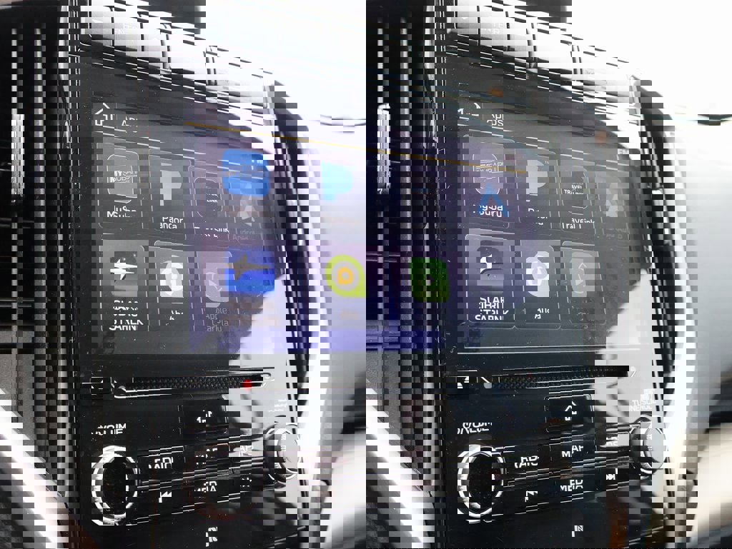 Used 2022 Subaru Ascent Limited w/ Technology Package image 39