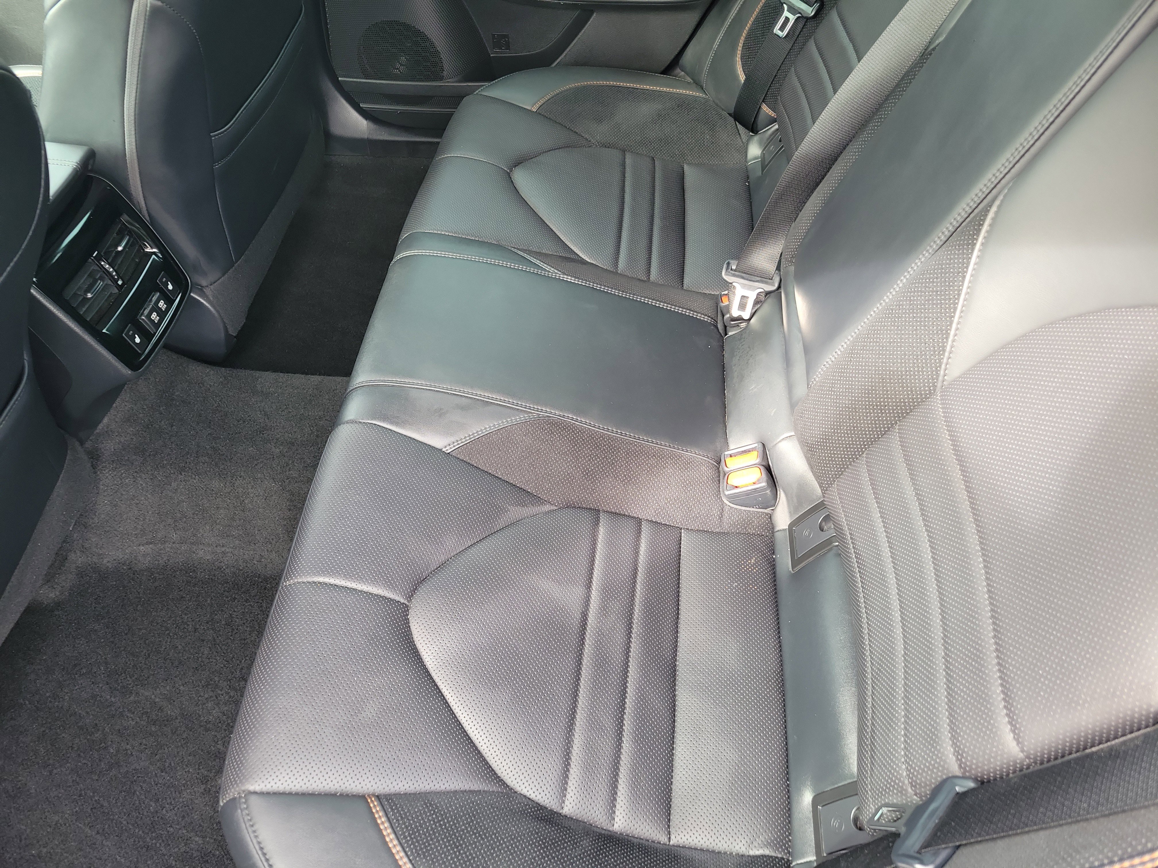 Certified 2019 Toyota Avalon Touring w/ Advanced Safety Package image 11