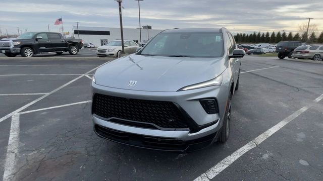 New 2026 Buick Enclave Sport Touring w/ Power Package image 5