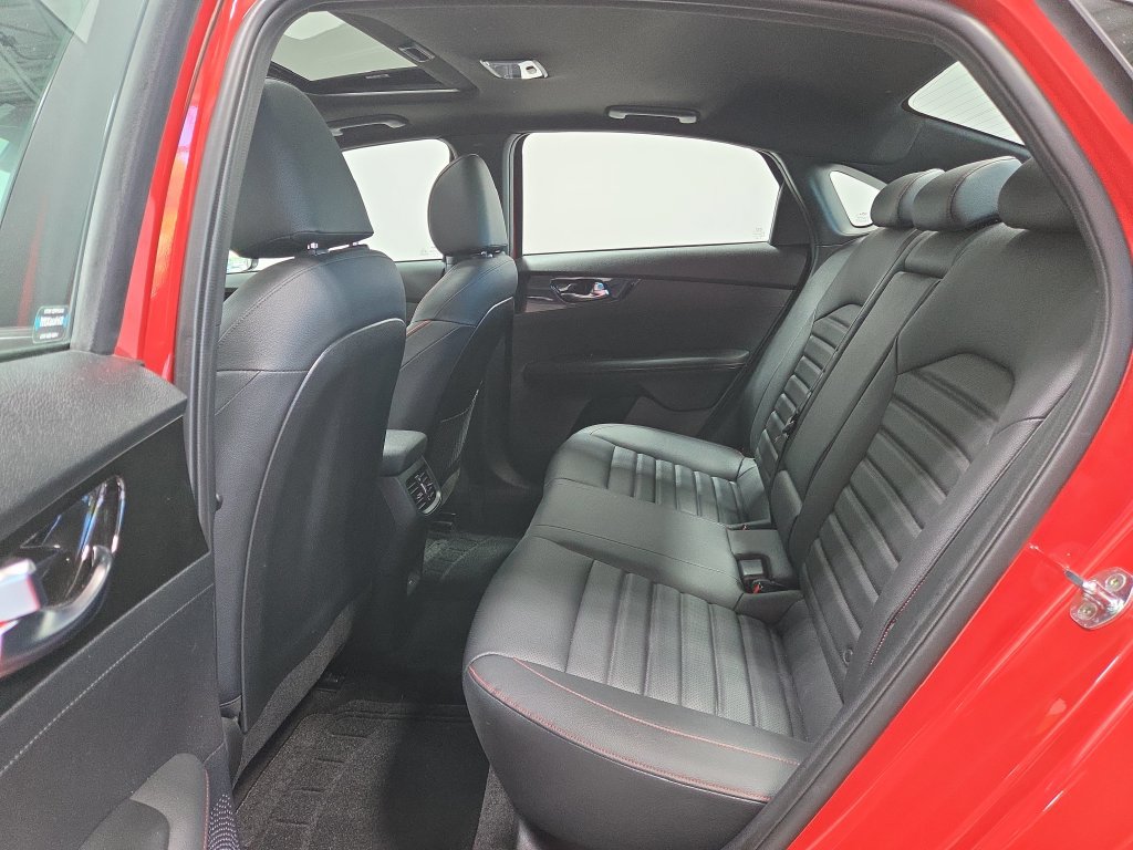 Used 2023 Kia Forte GT w/ GT2 Package FWD image 24
