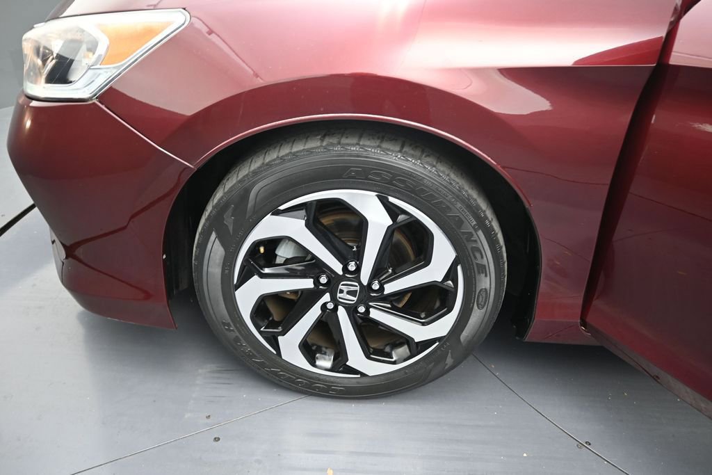Used 2017 Honda Accord EX-L image 9