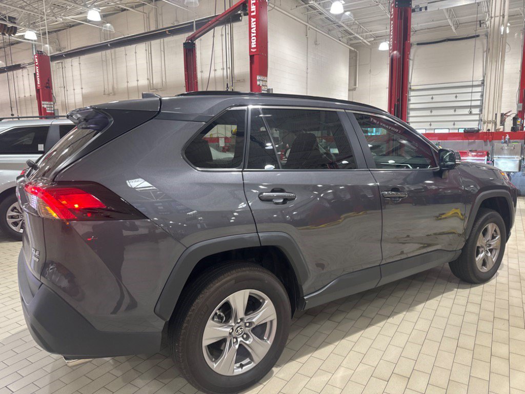Certified 2025 Toyota RAV4 XLE AWD/4WD image 46