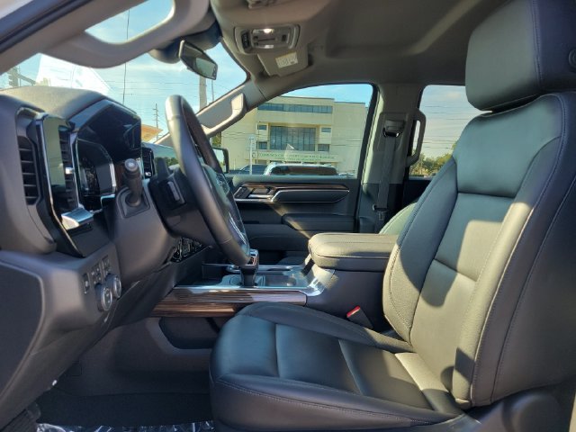 Used 2026 Chevrolet Silverado 1500 LT Trail Boss w/ Safety Package AWD/4WD image 20