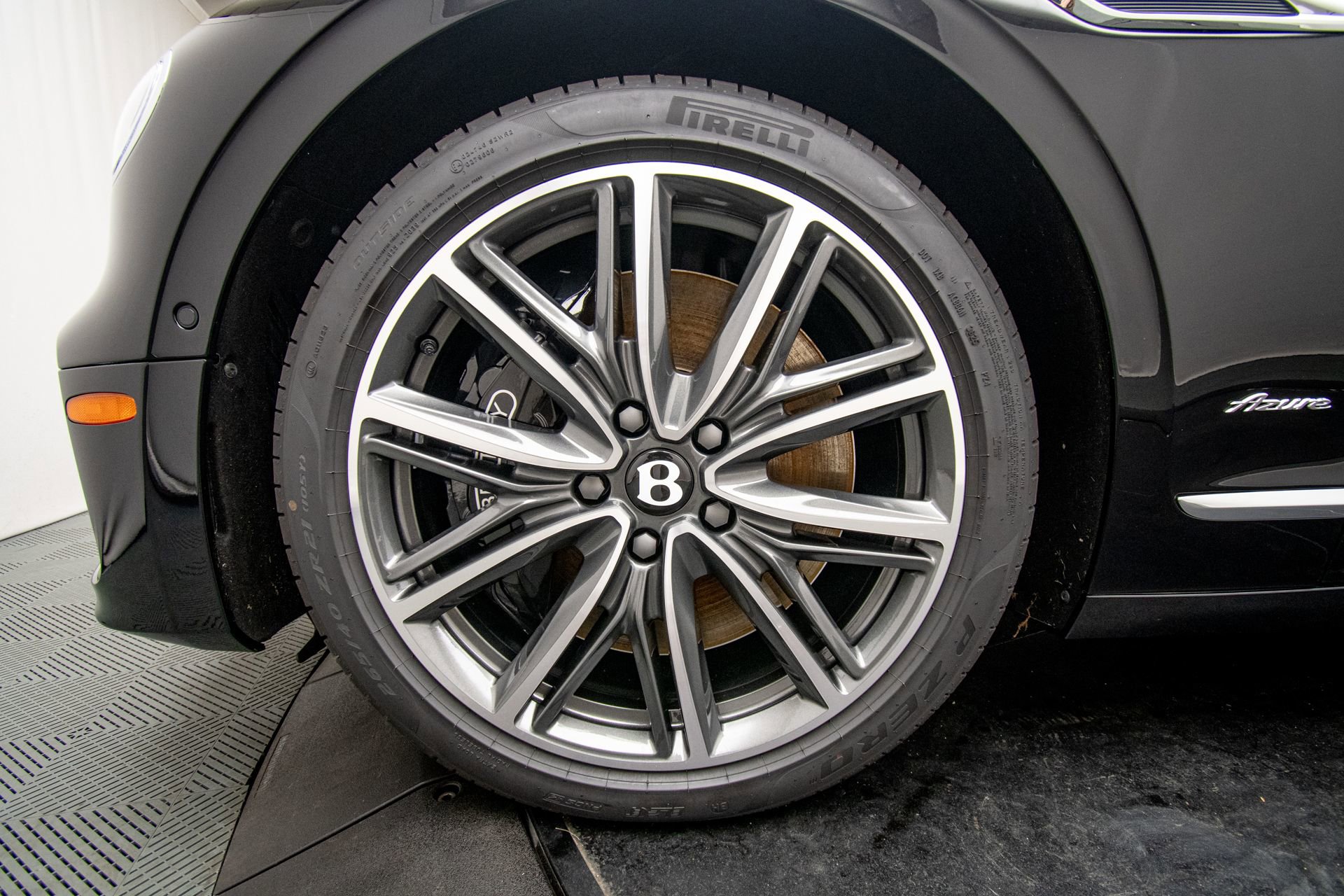 New 2026 Bentley Flying Spur Plug-In Hybrid image 38